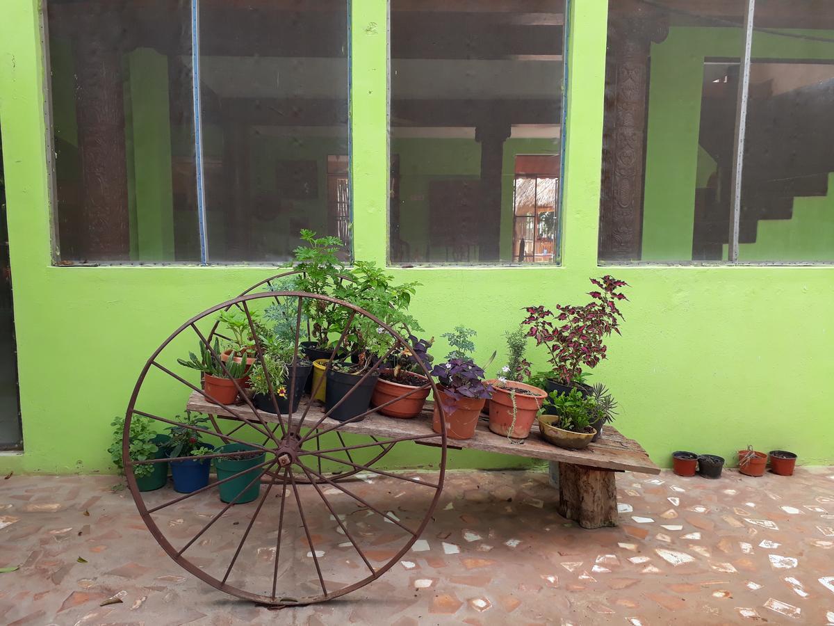 El Chac Mool Bed and Breakfast Santa Elena Εξωτερικό φωτογραφία